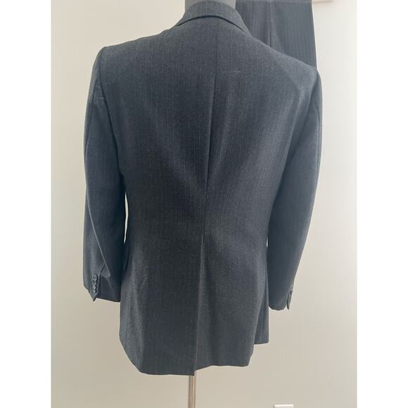 Vintage Saint Laurie Wool Suit Gray White Pinstripes Size 36 JP - Picture 4 of 15